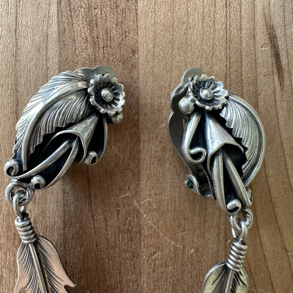 VTG Navajo George Begay‎ Clip Earrings 2.75 Inch Blossom Feather Sterling 11.2g